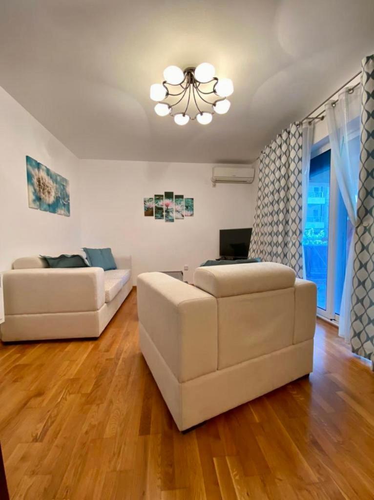 Apartment Liza Petrovac Kültér fotó
